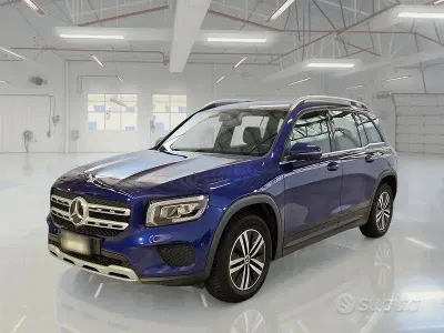 Usata Mercedes GLB200 Business 150 CV (110 kW) 2021 Bluazzurro SUV