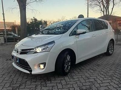 Usata 2013 Toyota Verso Monovolume | 15.500 €