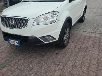 Usata SsangYong Korando 149 CV (109 kW) 2013 Bianco SUV