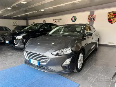 Käytetty Ford Focus ST-Line 120 HP (88 kW) 2019 Harmaa Sedan