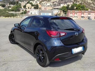 Begagnad Mazda 2 Exceed 105 HK (77 kW) 2016 Svart Sedan