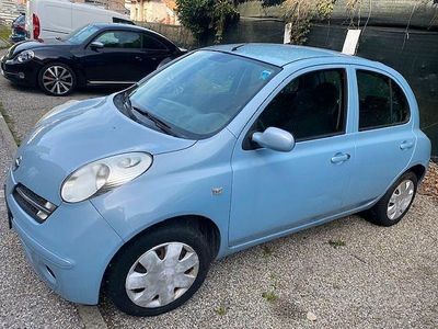 Begagnad Nissan Micra 65 HK (47 kW) 2006 Blå Halvkombi