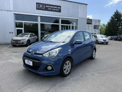 Usata Hyundai i10 87 CV (63 kW) 2015 Blu/azzurro Utilitaria