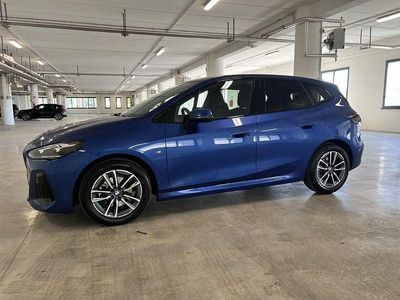 Usata BMW 218 Comfort Edition 150 CV (110 kW) 2024 Blu Station wagon