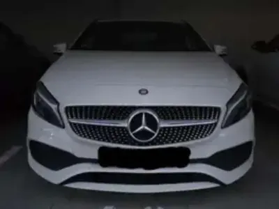Usata Mercedes 180 Edition 122 CV (89 kW) 2017 Bianco Berlina