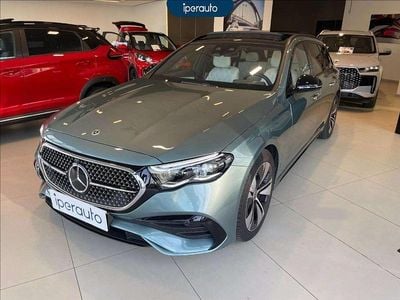 Usata Mercedes E220 Advanced Plus 197 CV (144 kW) 2024 Verde Station wagon