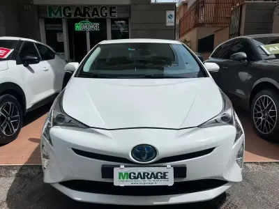 Usata Toyota Prius Style 97 CV (71 kW) 2016 Bianco Berlina