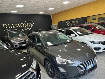 Usata Ford Focus 120 CV (88 kW) 2020 Grigio Station wagon