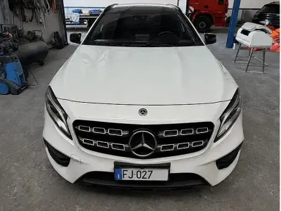 Usata Mercedes GLA220 AMG 170 CV (125 kW) 2018 Bianco SUV