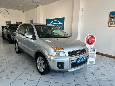 Usata Ford Fusion 80 CV (58 kW) 2008 Grigio Utilitaria