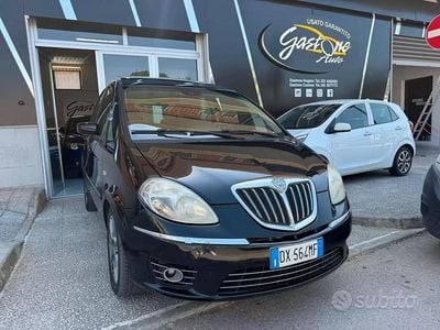 Usata Lancia Musa 120 CV (88 kW) 2009 Nero Monovolume