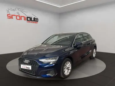 Usata Audi A3 116 CV (85 kW) 2022 Blu/azzurro Berlina