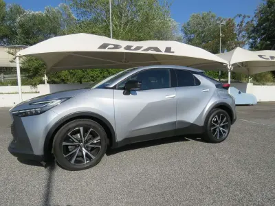 Usata Toyota C-HR Trend 98 CV (72 kW) 2025 Argento SUV