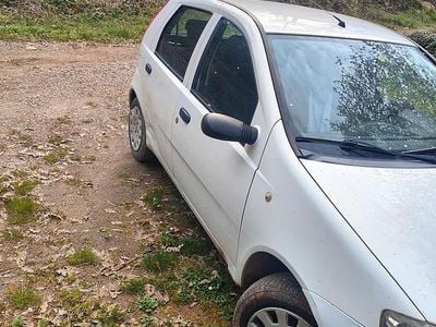 Brugt Fiat Punto Classica 60 HK (44 kW) 2010 Hvid Hatchback