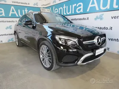 Usata Mercedes GLC250 204 CV (150 kW) 2019 Nero SUV