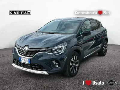 Usata Renault Captur Techno 143 CV (105 kW) 2023 Blu SUV