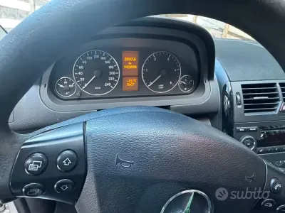 Usata Mercedes A160 82 CV (60 kW) 2007 Grigio Berlina