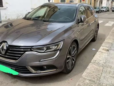 Usata Renault Talisman Intens 131 CV (96 kW) 2016 Grigio Station wagon