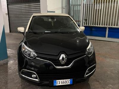 Usata Renault Captur 90 CV (66 kW) 2014 Nero SUV