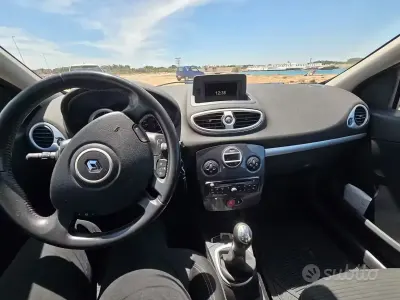 Usata Renault Clio IV 90 CV (66 kW) 2012 Bianco Berlina