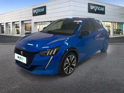 Usado Peugeot e-208 GT 100 kW (136 CV) 2021 Azul Utilitario