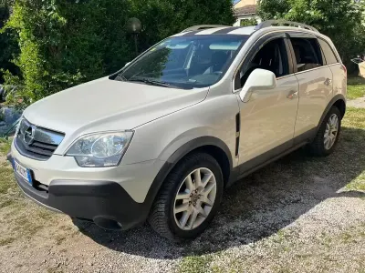 Usata Opel Antara 150 CV (110 kW) 2010 SUV