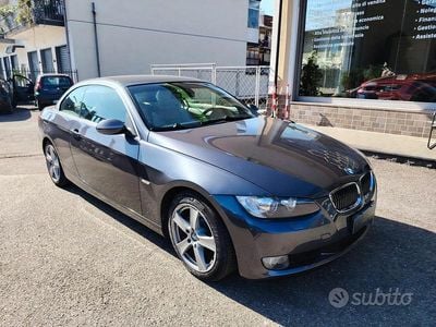 Usata BMW 325 Efficient Dynamics 197 CV (144 kW) 2007 Grigio Cabrio