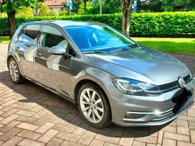 Usata VW Golf VII Highline 125 CV (91 kW) 2017 Grigio Berlina