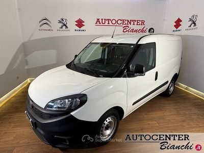 Bianco Usata 2022 Fiat Doblò Business Monovolume | 13.900 € (Buon prezzo)