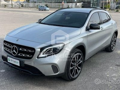 Usata Mercedes GLA200 136 CV (100 kW) 2018 Grigio SUV