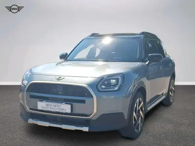 Usata Mini Countryman Favoured 170 CV (125 kW) 2025 Verde SUV
