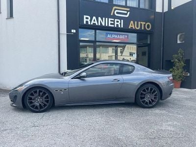 Usata Maserati Granturismo 460 CV (338 kW) 2014 Grigio Coupé