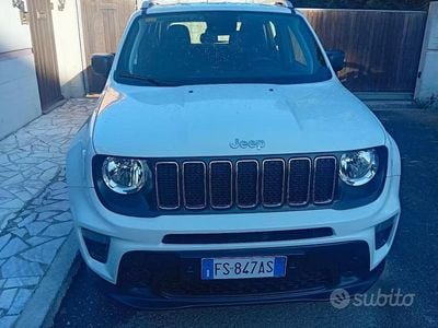 Usata Jeep Renegade Sport 120 CV (88 kW) 2016 Bianco SUV
