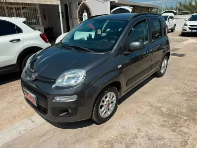 Usata Fiat Panda Lounge 69 CV (50 kW) 2017 Grigio Utilitaria