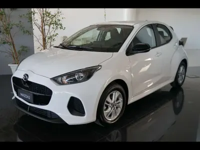 Nuova Mazda 2 Center-Line 92 CV (67 kW) 2026 Lunar white [a8d] Utilitaria