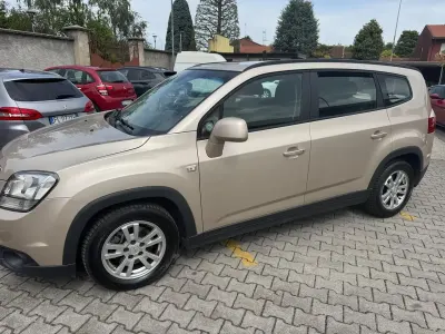 Usata Chevrolet Orlando 131 CV (96 kW) 2013 Marrone Monovolume