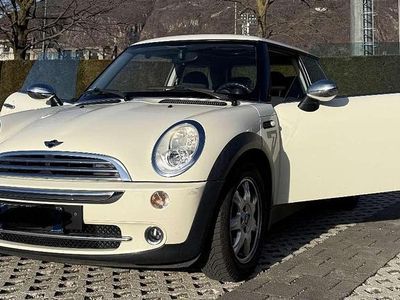 Usata Mini ONE Seven 79 CV (58 kW) 2006 Utilitaria