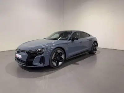 Usata Audi RS e-tron GT Comfort 439 kW (598 CV) 2024 Grigio kemora metallizzato Berlina