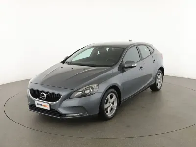 Usado Volvo V40 Kinetic 120 CV (88 kW) 2017 Gris