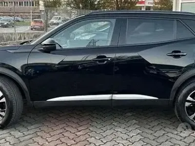 Usata Peugeot 2008 100 CV (73 kW) 2023 Nero SUV