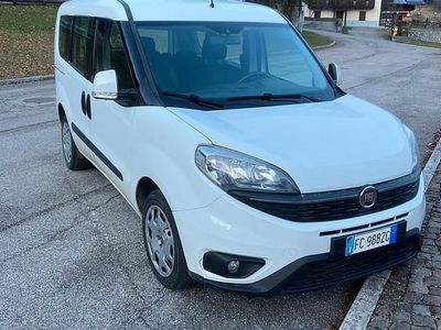 Usata Fiat Doblò 120 CV (88 kW) 2015 Bianco Monovolume