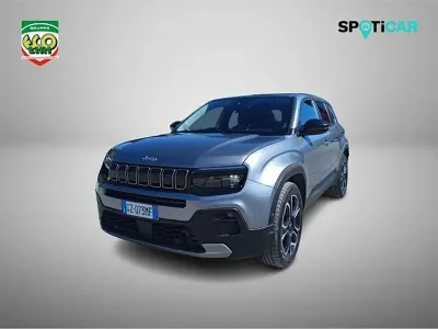 Begagnad Jeep Avenger Summit 101 HK (74 kW) 2025 Grå SUV