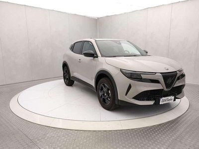 Usata Alfa Romeo Junior 145 CV (106 kW) 2025 Grigio SUV