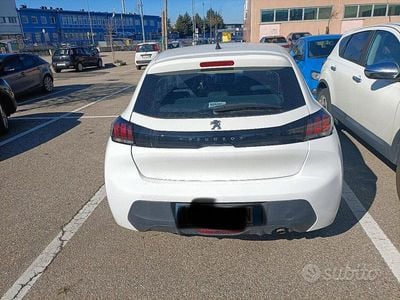 Usata Peugeot 208 Active 75 CV (55 kW) 2023 Bianco Utilitaria