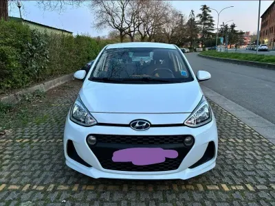 Usata Hyundai i10 65 CV (47 kW) 2020 Bianco Utilitaria