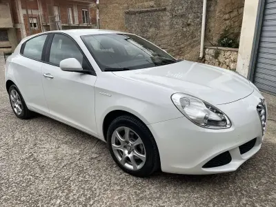 Usata Alfa Romeo Giulietta 120 CV (88 kW) 2012 Utilitaria