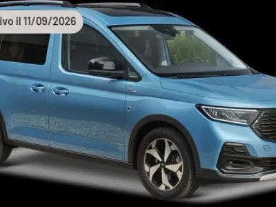 Usata Ford Tourneo Connect Titanium 122 CV (89 kW) 2024 Argento Monovolume