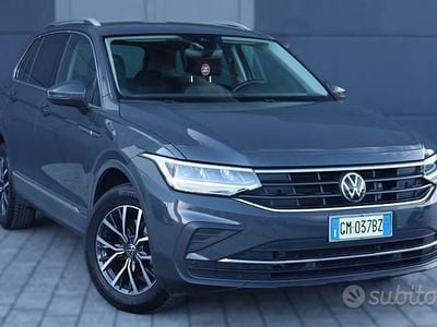 Usata VW Tiguan Life 150 CV (110 kW) 2023 Grigio SUV