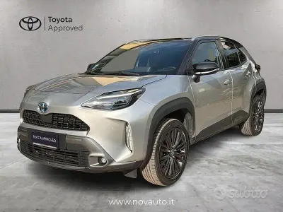 Usata Toyota Yaris Cross 116 CV (85 kW) 2022 Grigio SUV