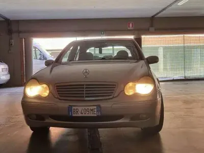Occasion Mercedes C220 Elegance 143 ch (105 kW) 2001 Gris Berline